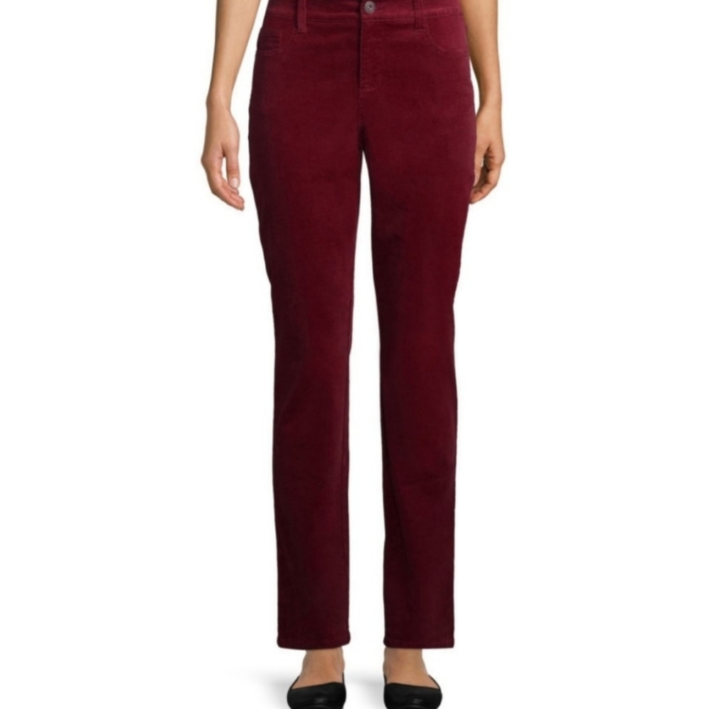 St. John's Bay merlot jeans